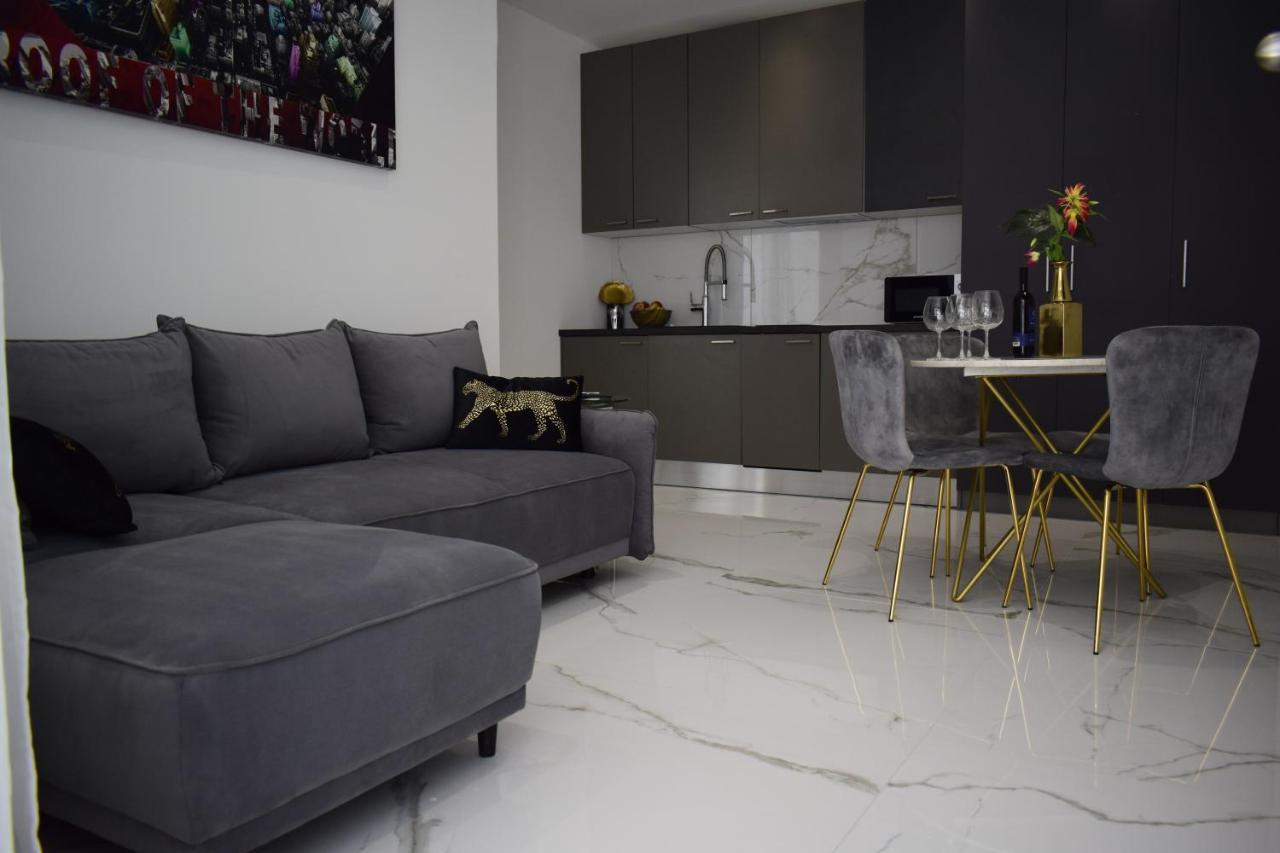 Apartmani Lavin Малинска Екстериор снимка