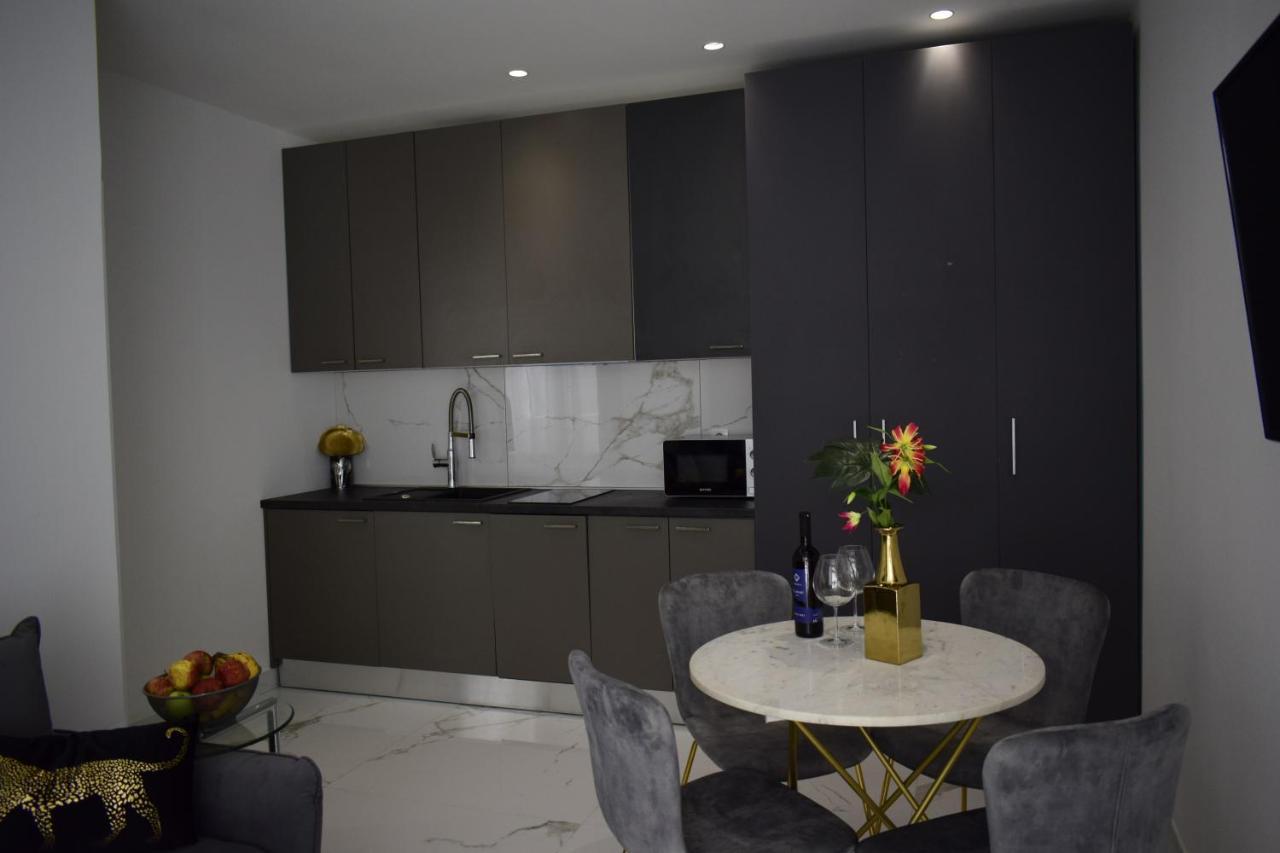 Apartmani Lavin Малинска Екстериор снимка